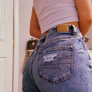 american eagle mom jeans